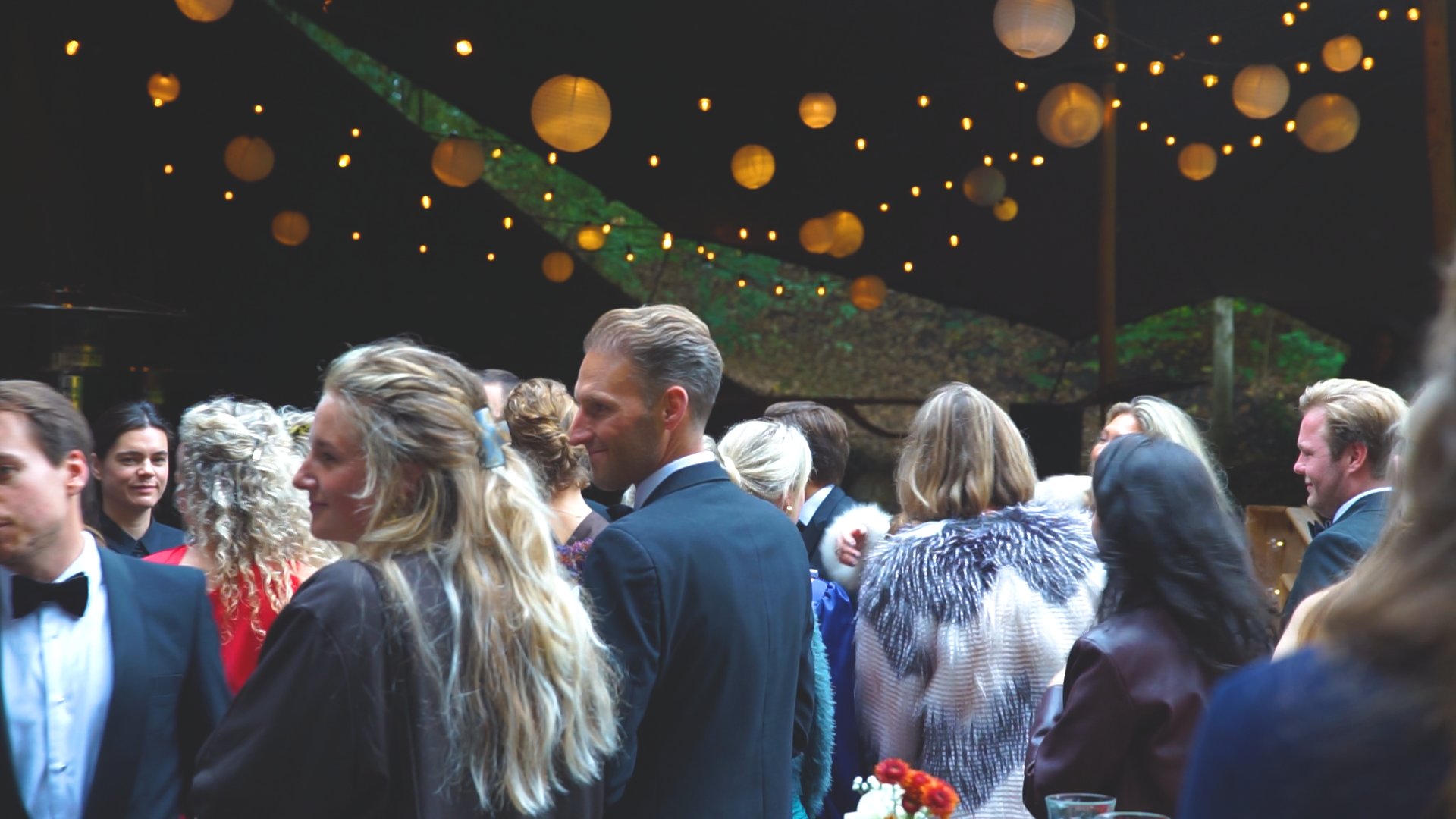 sfeerbeelden.00_02_16_06.Still014